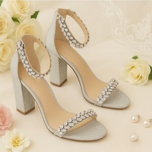 Jewel by Badgley Mischka Women's Silver Mayra Ankle Strap Evening Shoe Size 9.5
